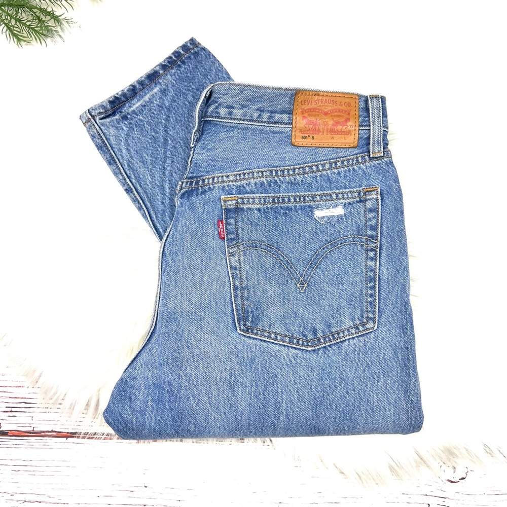 LEVI'S 501 Distressed Button Fly Jeans